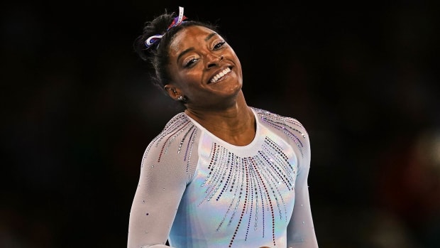 Simone Biles throws first pitch at Astros World Series game